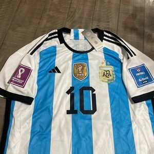 Argentina World Cup 2022 Jersey with patch’s and printed signature
